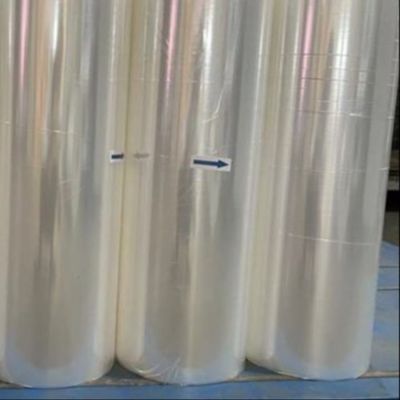 Kozmetik kitaplar için 25 mikronluk orta katlanmış PVC küçültme filmi rulo
