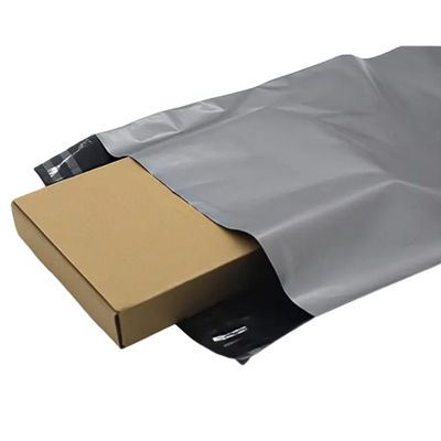 Güvenli Poly Mailer Nakliye Çantaları LDPE Özel Nakliye Zarfları 0.045mm Kalınlığı