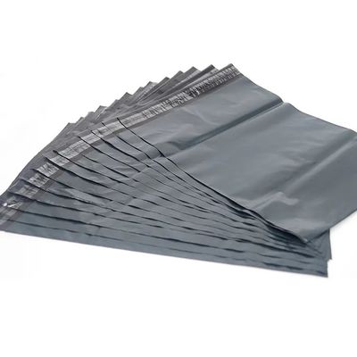 Güvenli Poly Mailer Nakliye Çantaları LDPE Özel Nakliye Zarfları 0.045mm Kalınlığı