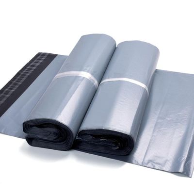 Özel LDPE Poly Mailer Taşıma Çantaları 0.07mm Kalınlığı Poly Mailer Zarfları